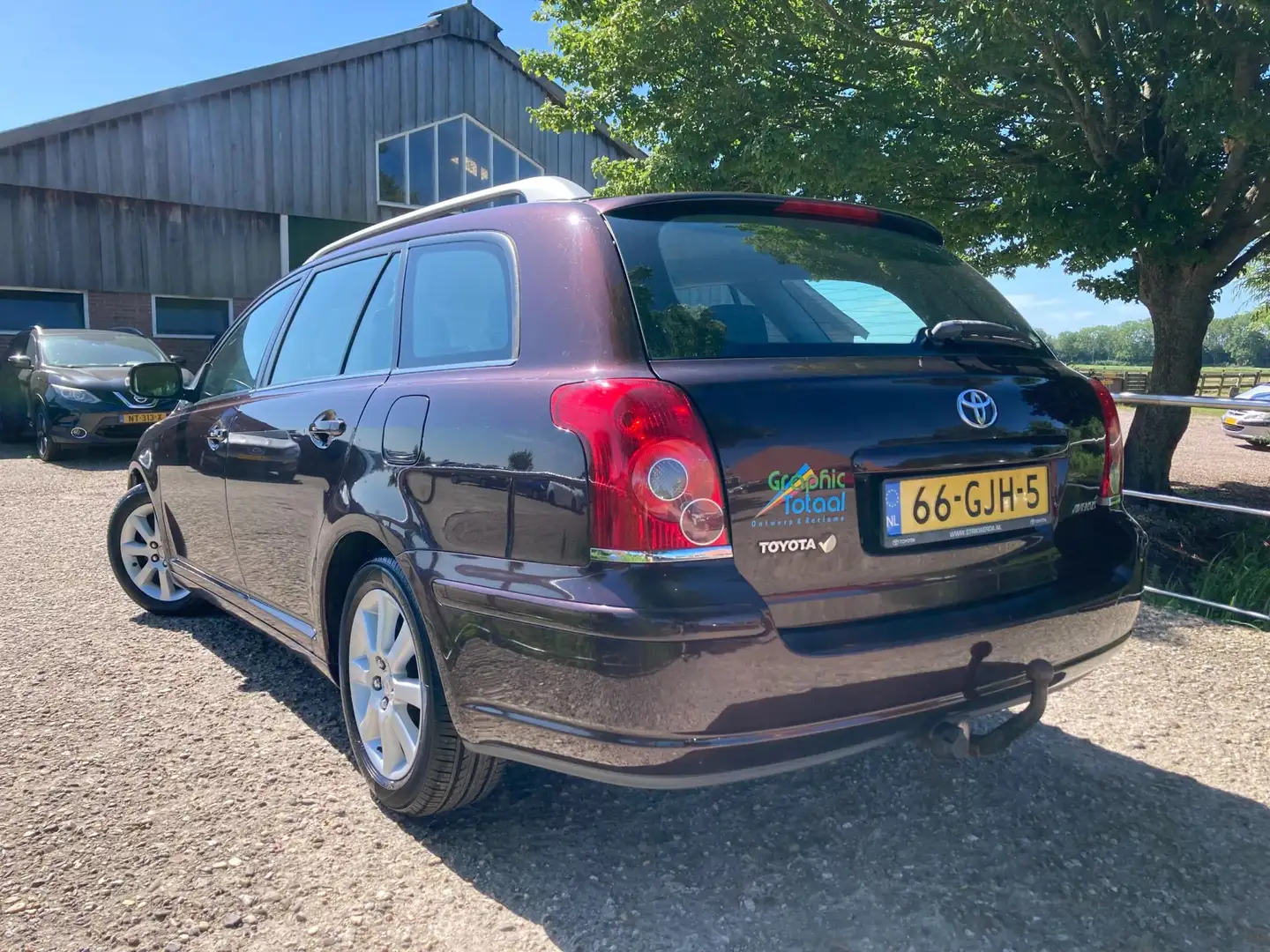 Toyota Avensis Wagon 1.8 VVTi Luna Business | Leder + Clima + Sto Rood - 2