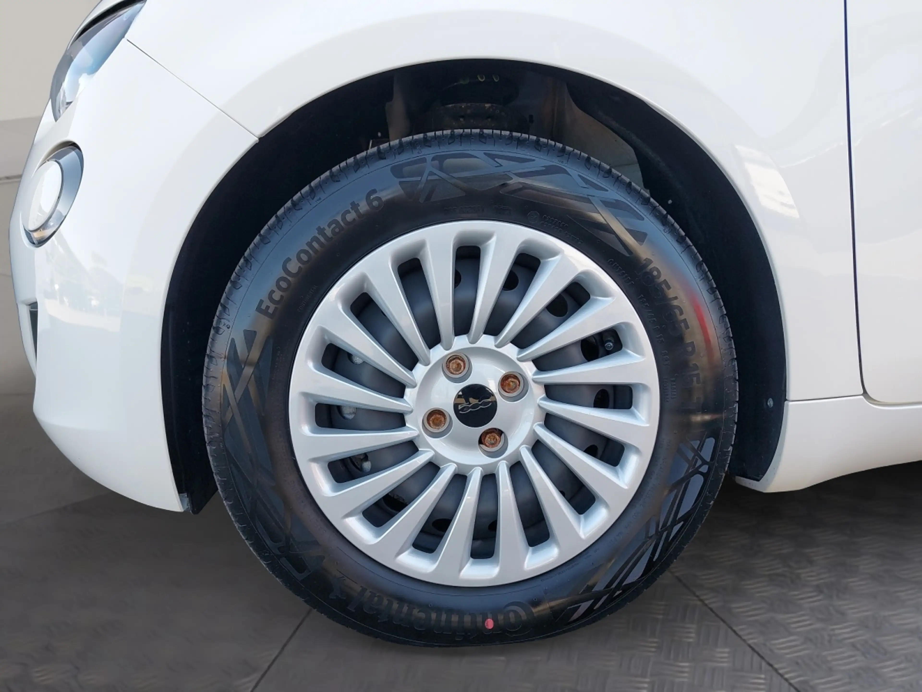 Fiat 500e 42kWh — photo 14