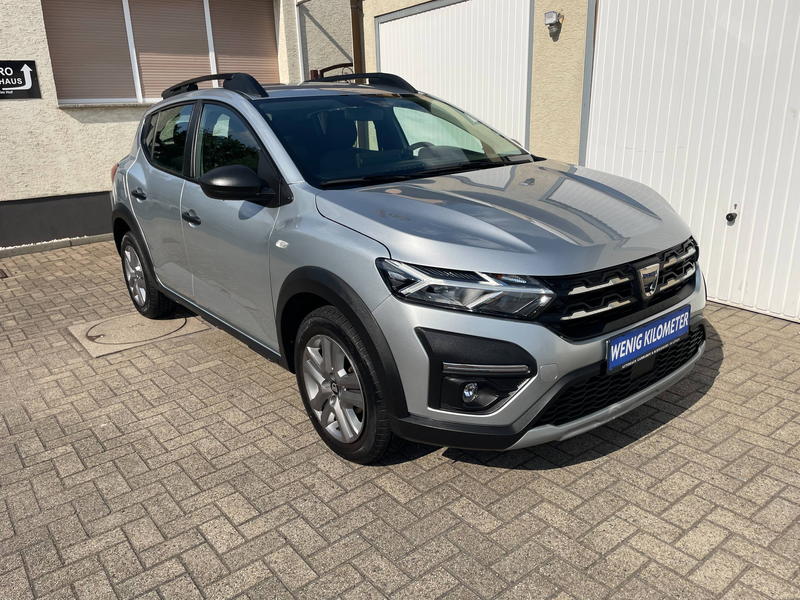 Dacia Sandero STEPWAY ESSENTIAL APPLECARPLAY USB LED Bi-XENON MFL STARTSTOPP TEMPOMAT — photo 8