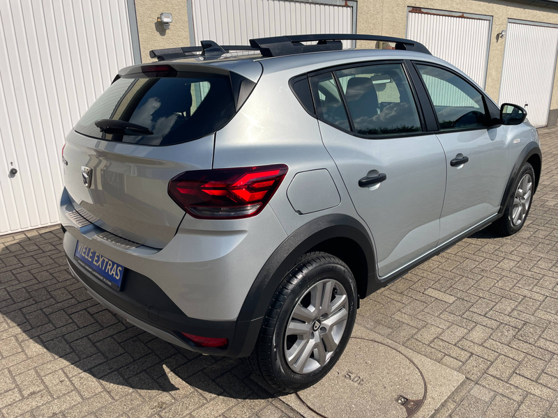Dacia Sandero STEPWAY ESSENTIAL APPLECARPLAY USB LED Bi-XENON MFL STARTSTOPP TEMPOMAT — photo 6