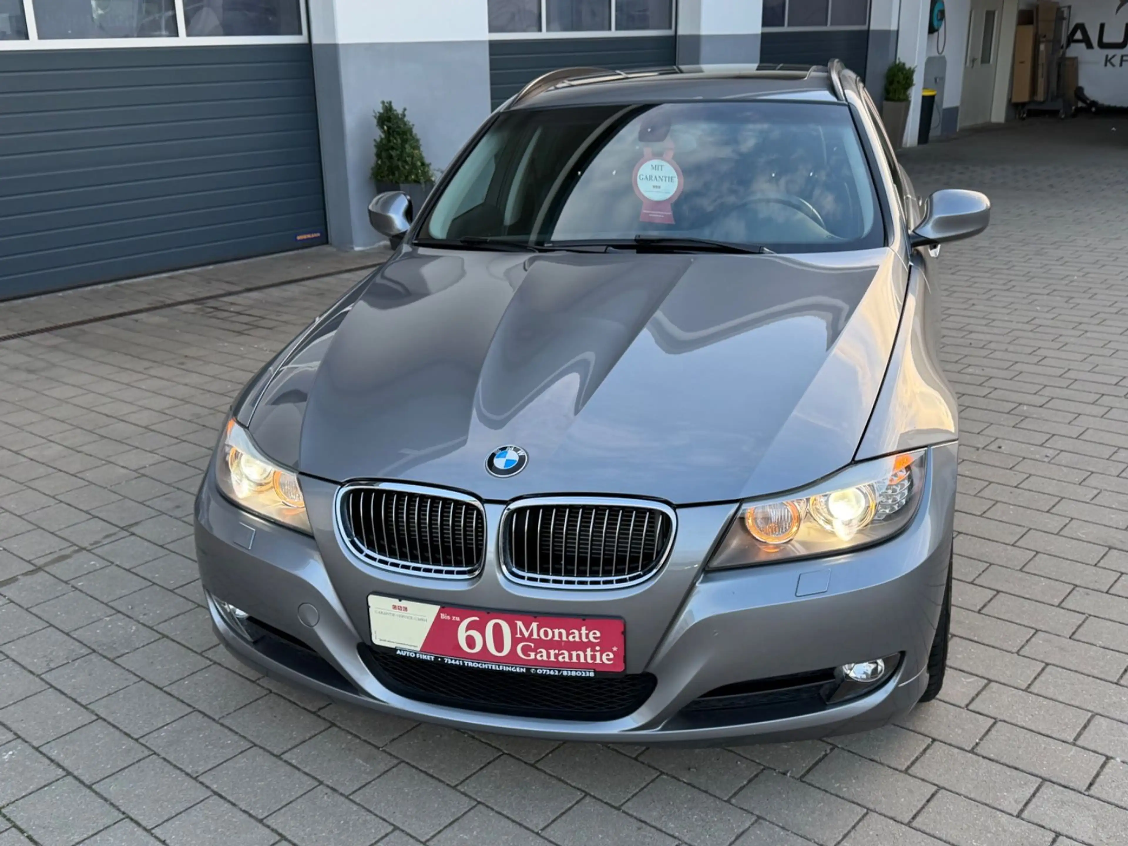 BMW 325 3 Touring 325 i xDrive*I HAND*WENIG KM*AHK* — photo 2