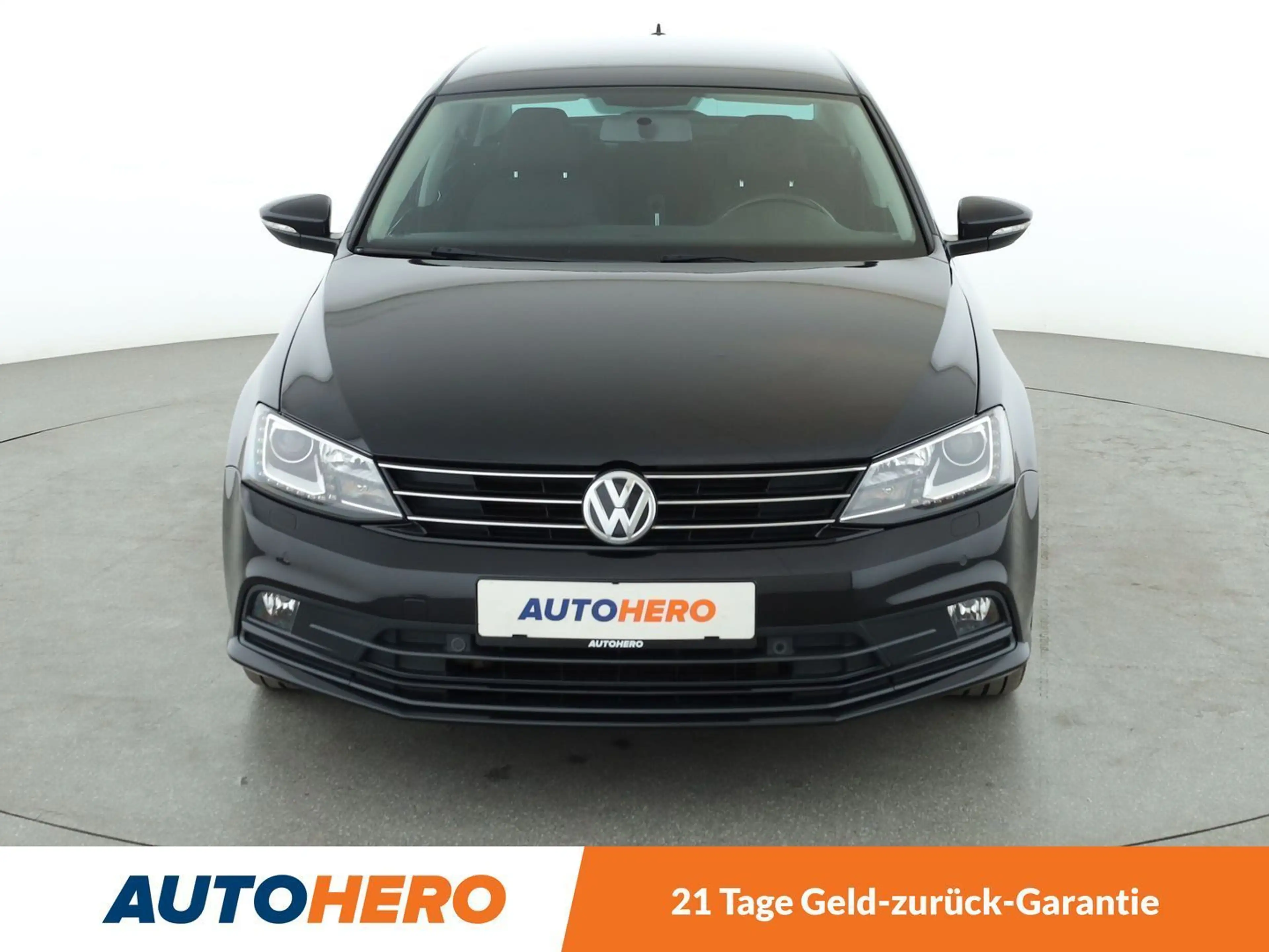 Volkswagen Jetta 1.4 TSI BlueMotion*NAVI*XENON*PDC*KLIMA* — photo 9
