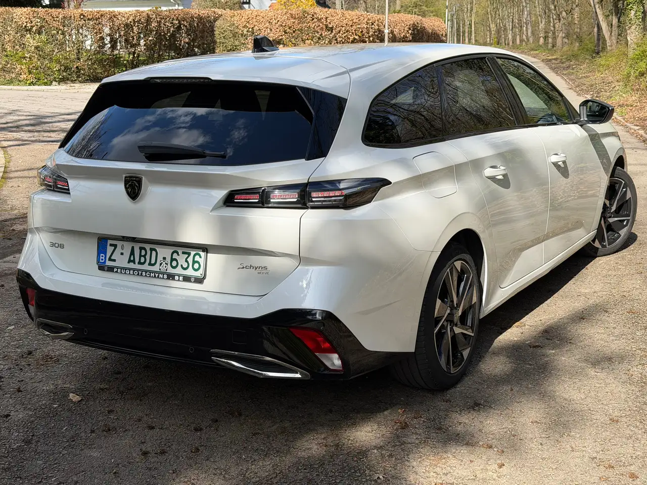 Peugeot 308 308 SW 1.5 BlueHDi Allure S 12.388 + NETTO 3