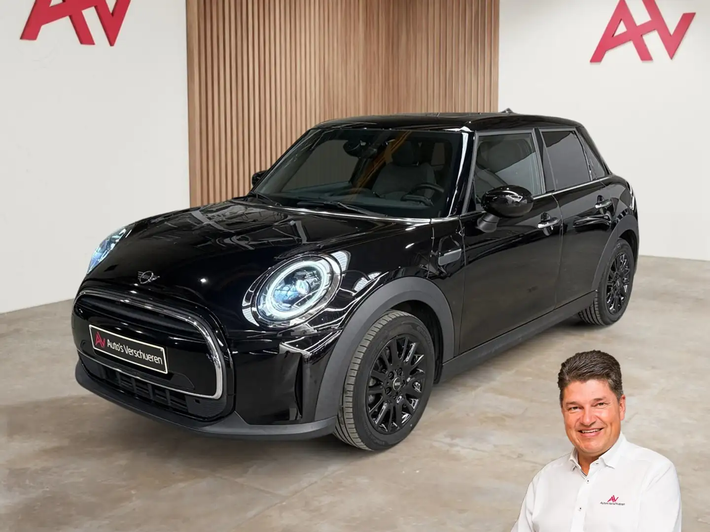 MINI One 1.5i Classic Trim ** Pano | Navi/Carplay | Ambient Zwart - 1