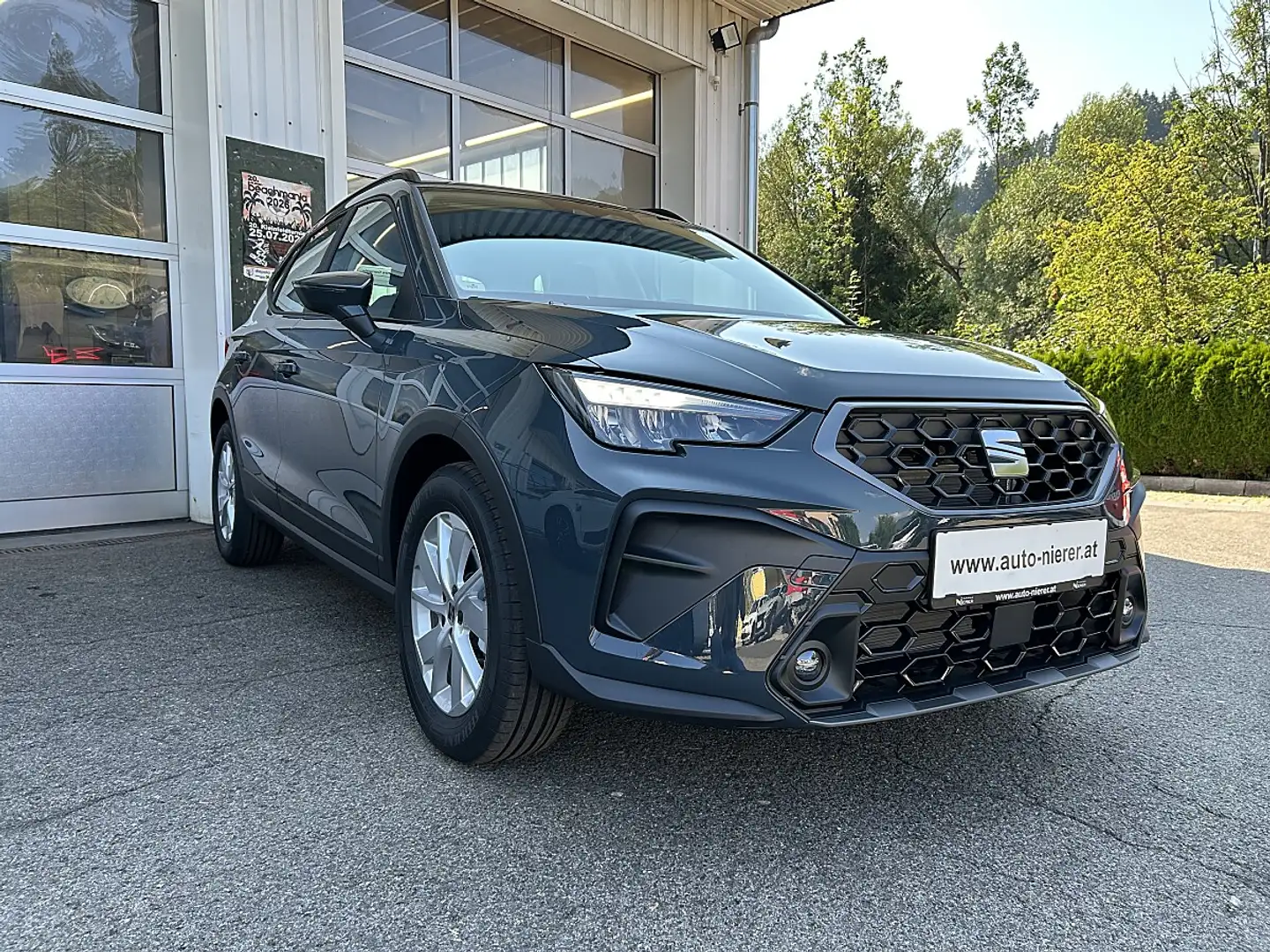 SEAT Arona 1,0 TSI Reference Edition Blau - 1