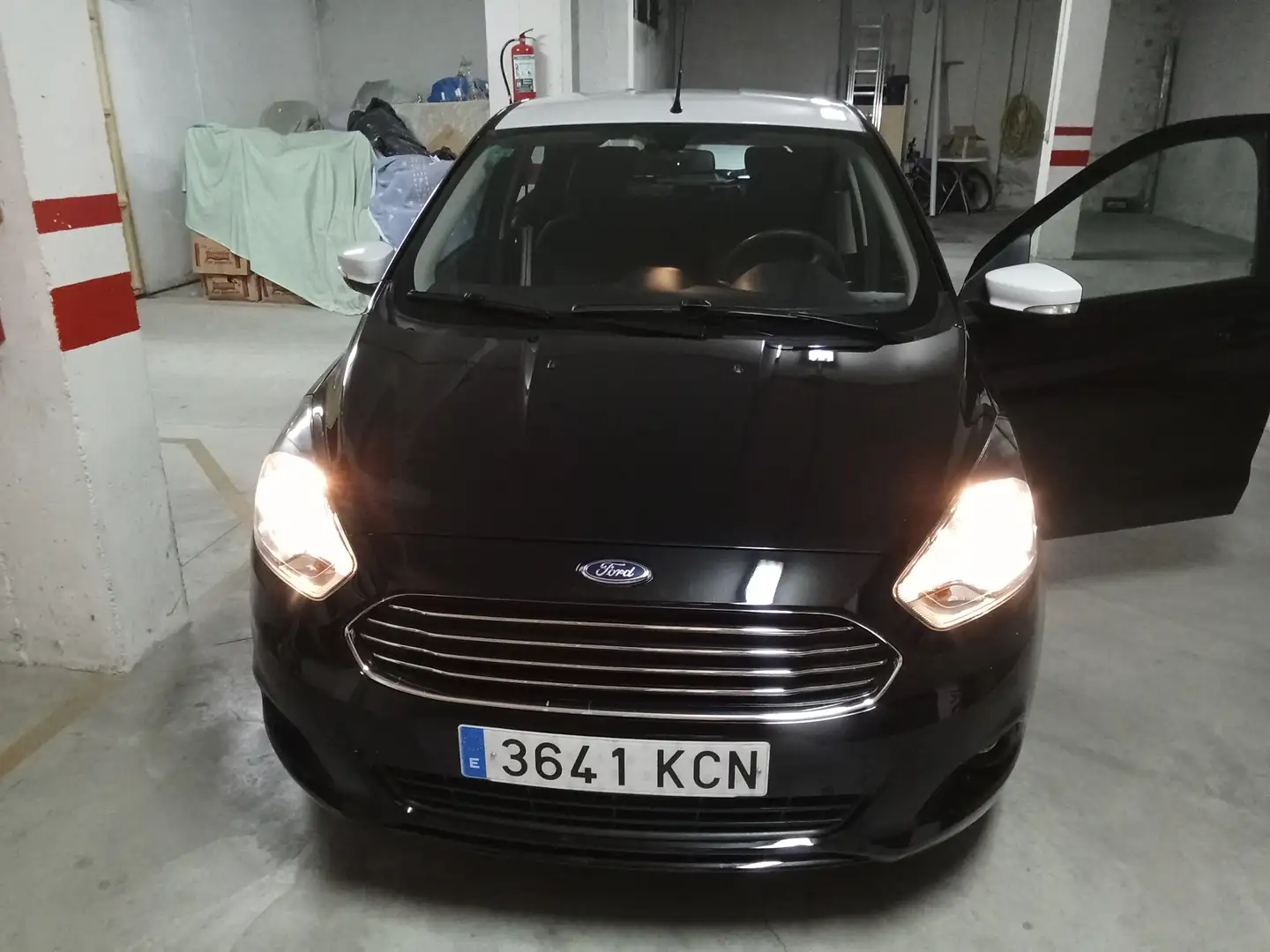 Ford Ka/Ka+ Ka+ 1.19 Ti-VCT Black Negro - 1