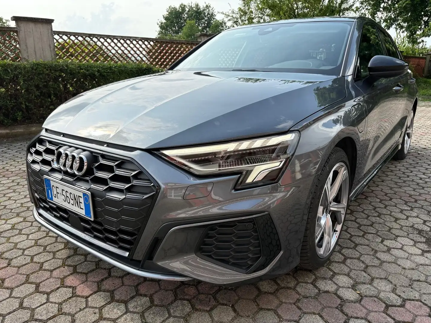 Audi A3 A3 IV Sportback 45 1.4 tfsie S line edition s-tron Grigio - 1