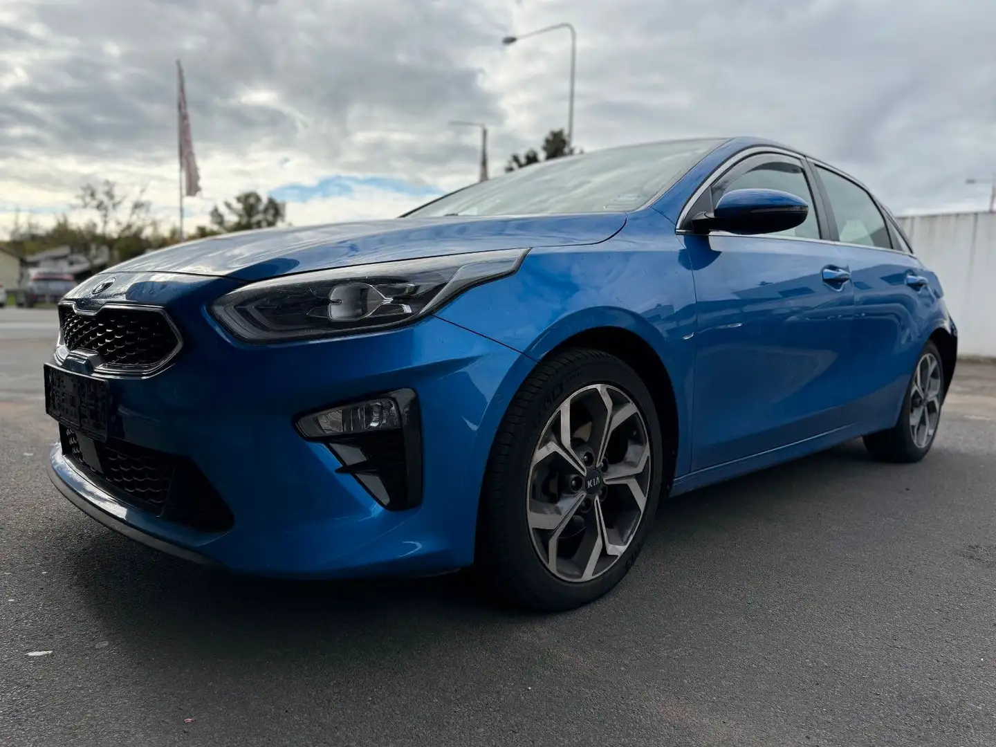 Kia Ceed / cee'd *1.5*Spurrhalteass.*Navi*1.Hand Blau - 1
