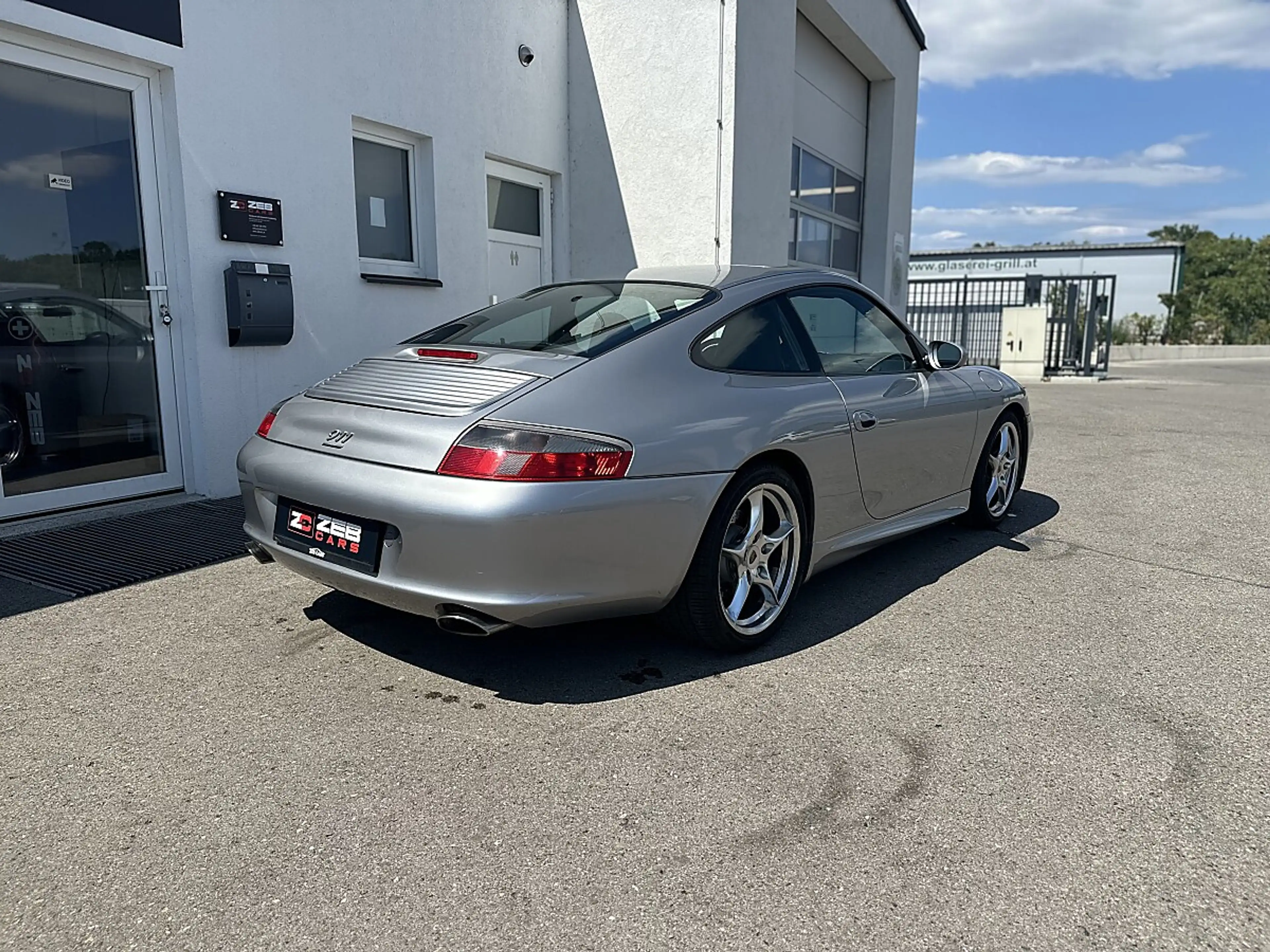 Porsche 911 Carrera Coupé "40 Jahre " Sondermodel Nr.1471 — photo 4