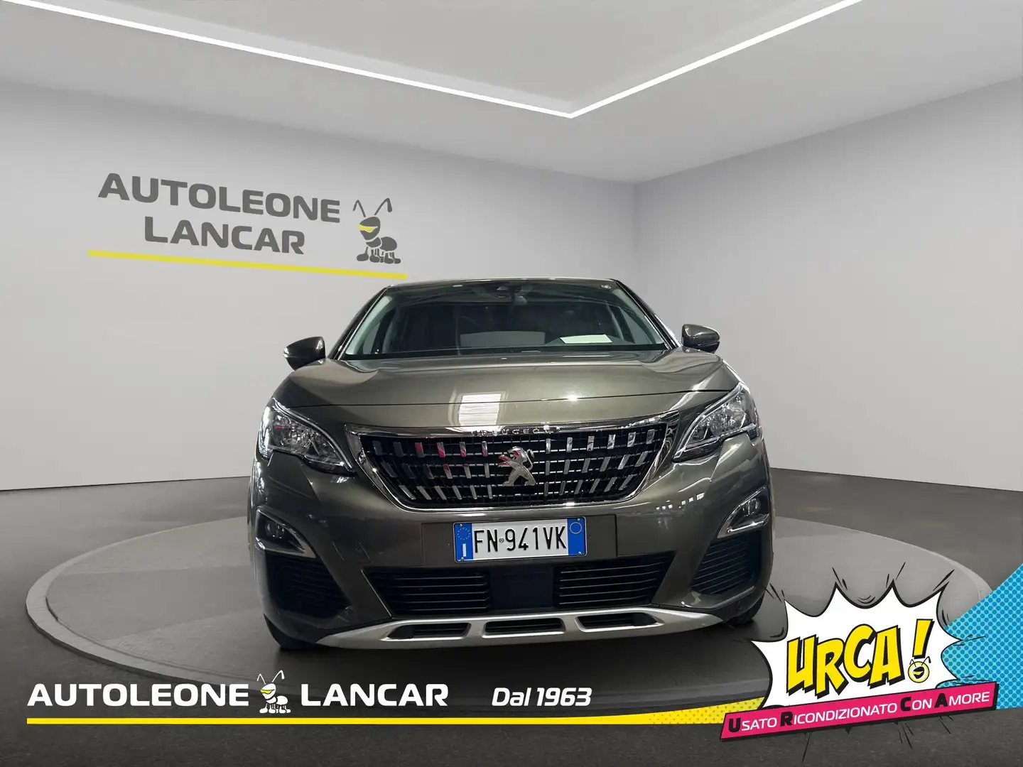 Peugeot 3008 1.2 Turbo Allure 130cv EAT6 + GRIP CONTROL AUTOMAT Grau - 2