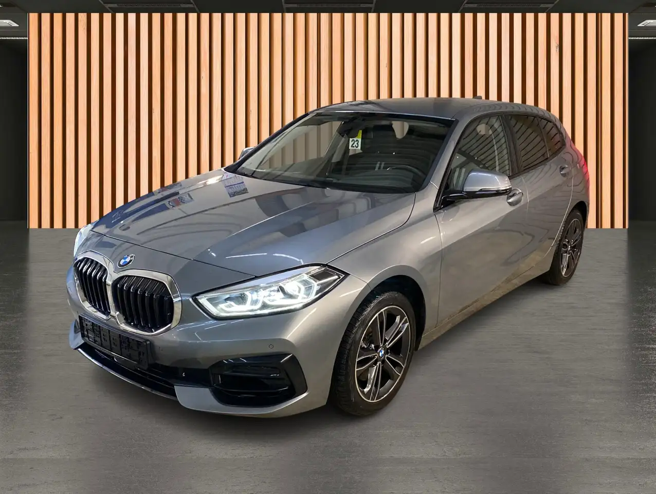 BMW 116 i Sport Line*Navi*DAB* 2