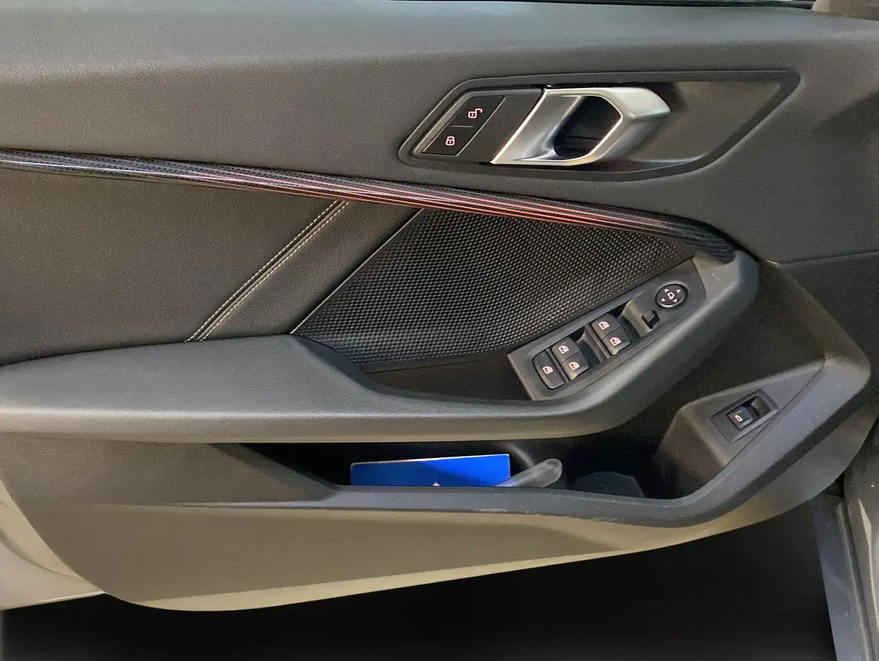 BMW 116 i Sport Line*Navi*DAB* 8