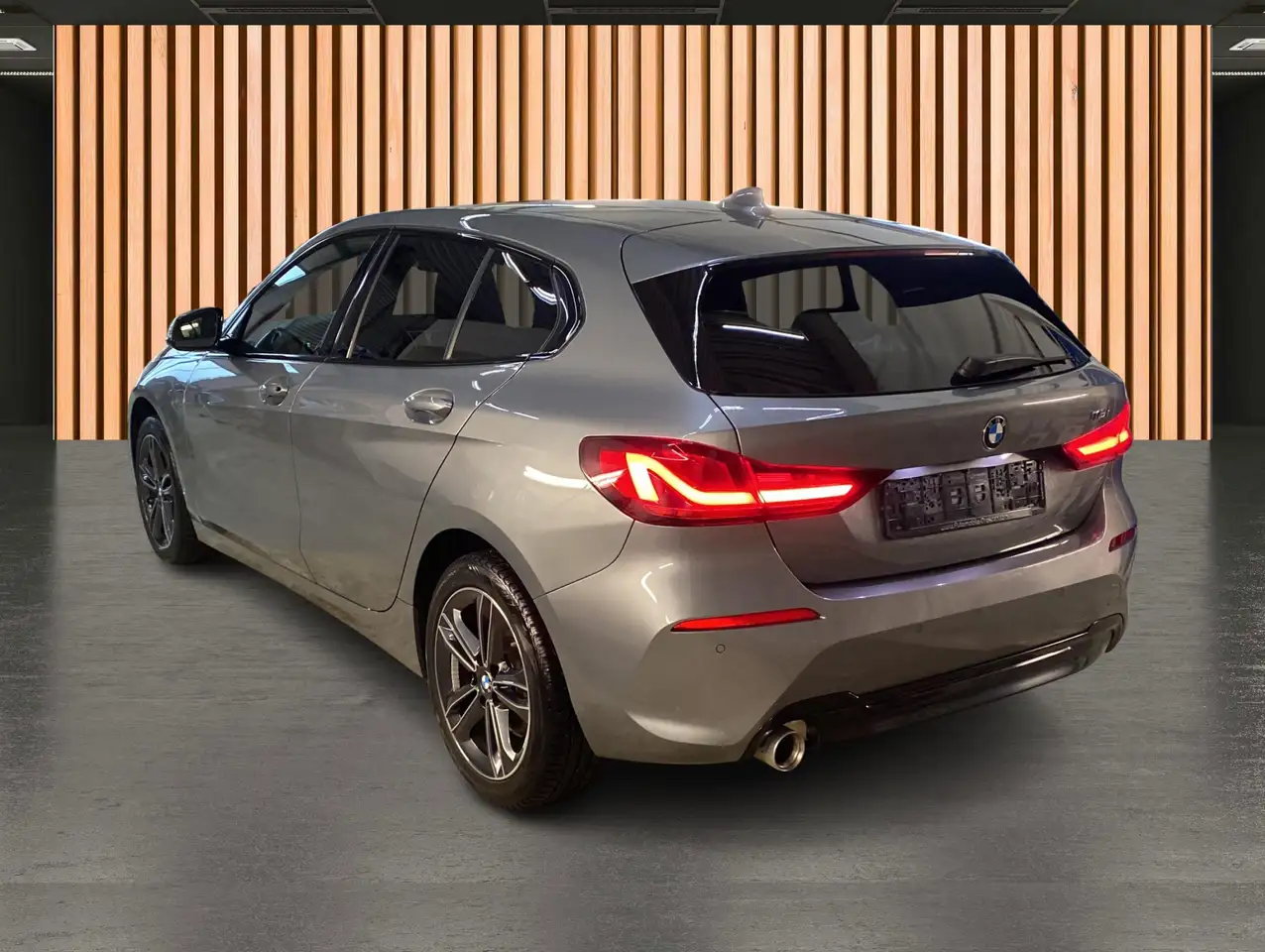 BMW 116 i Sport Line*Navi*DAB* 6
