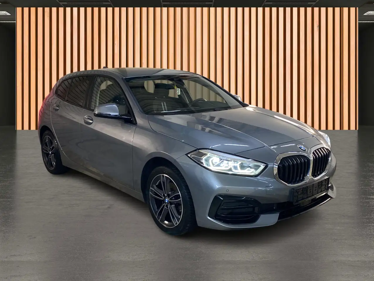 BMW 116 i Sport Line*Navi*DAB* 4