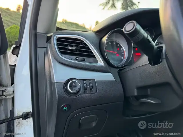 Opel Mokka X view 12