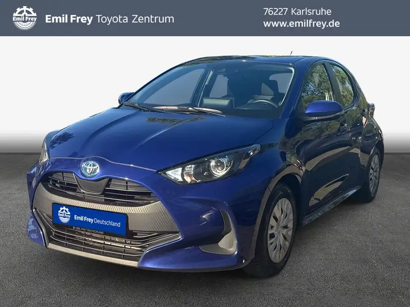 TOYOTA Yaris