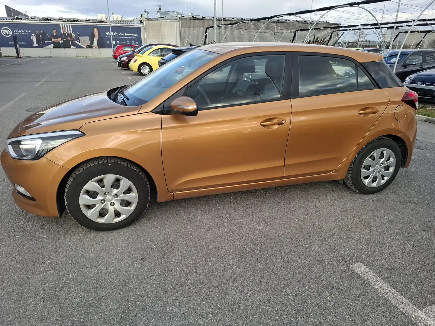 Hyundai i20 i20 1,25 Life Life Orange - 2
