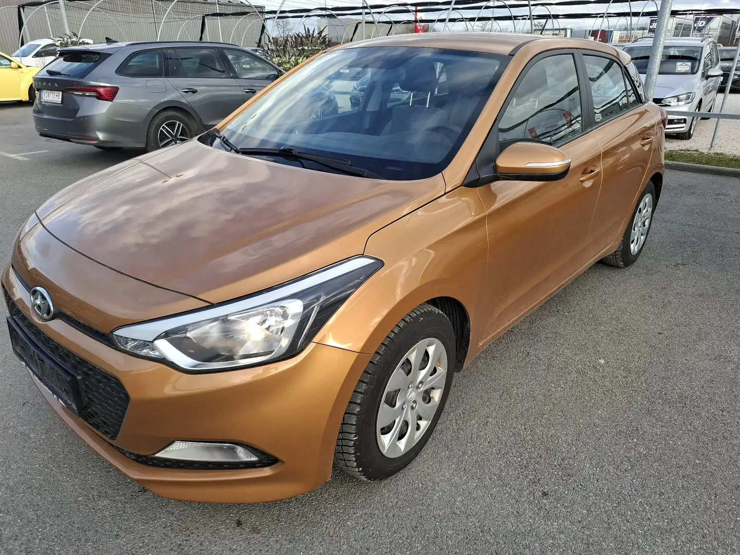 Hyundai i20 i20 1,25 Life Life Orange - 1