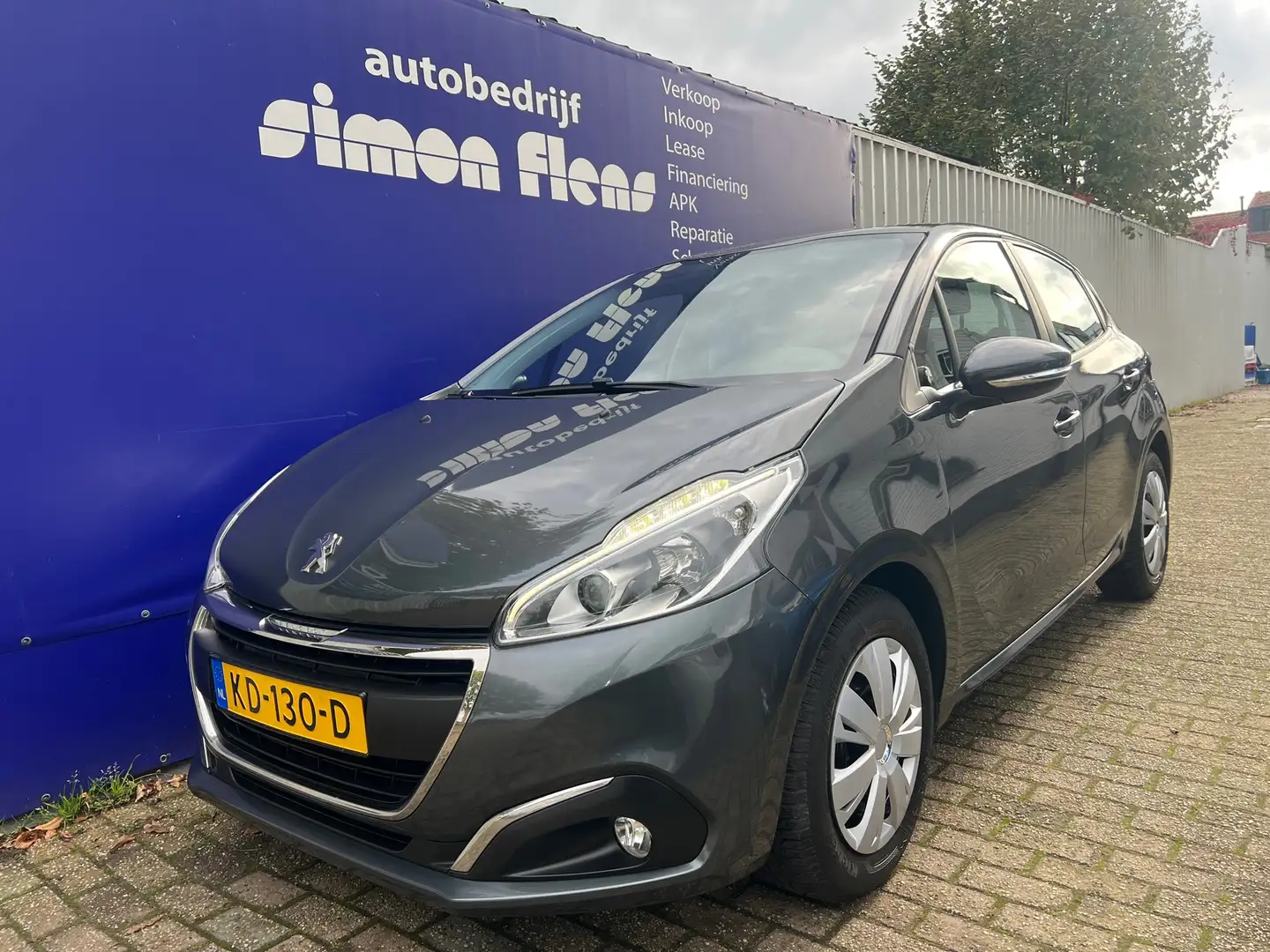 Peugeot 208 1.2 PureTech Blue Lion*NAVI*AIRCO* Gris - 1