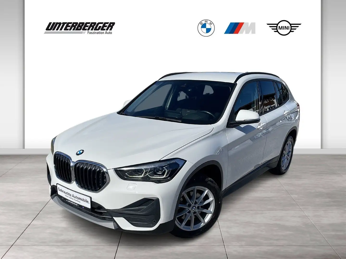BMW X1 sDrive18d Business Paket Plus | AHK | Blanc - 1