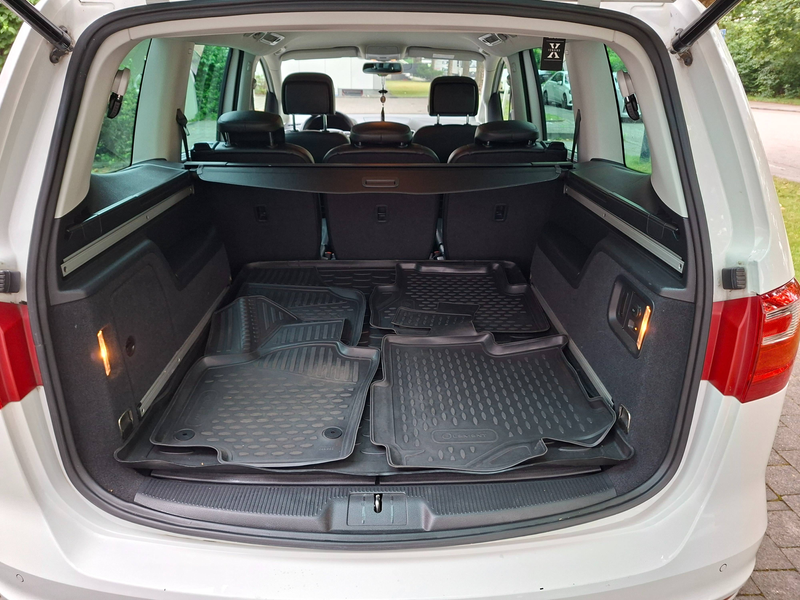 SEAT Alhambra Style *7-Sitzer*Leder*Xenon*Navi*Top* — photo 7