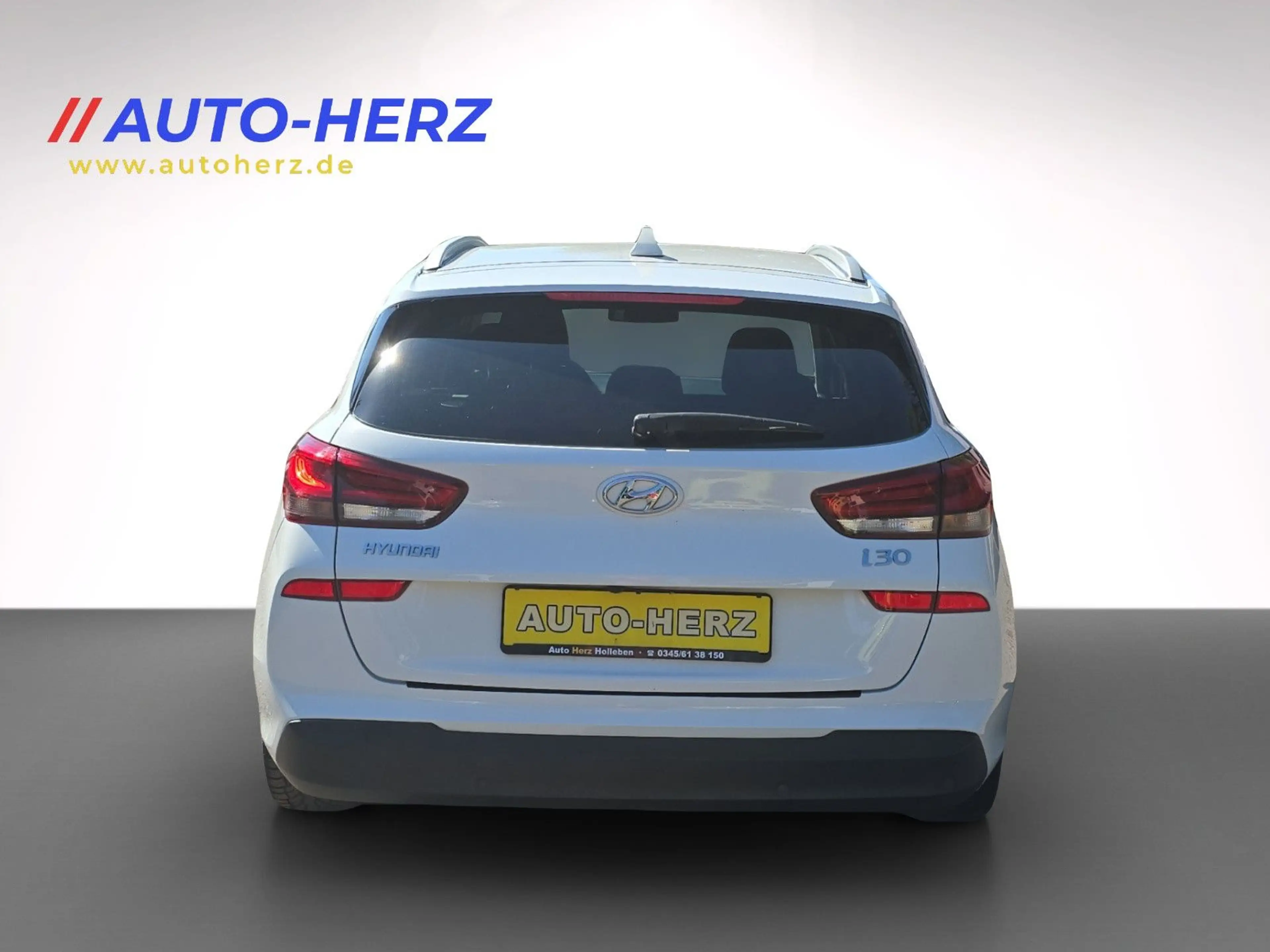 Hyundai i30 cw Style Automatik*LED+PDC+NAVI+WINTERPAKET* — photo 8