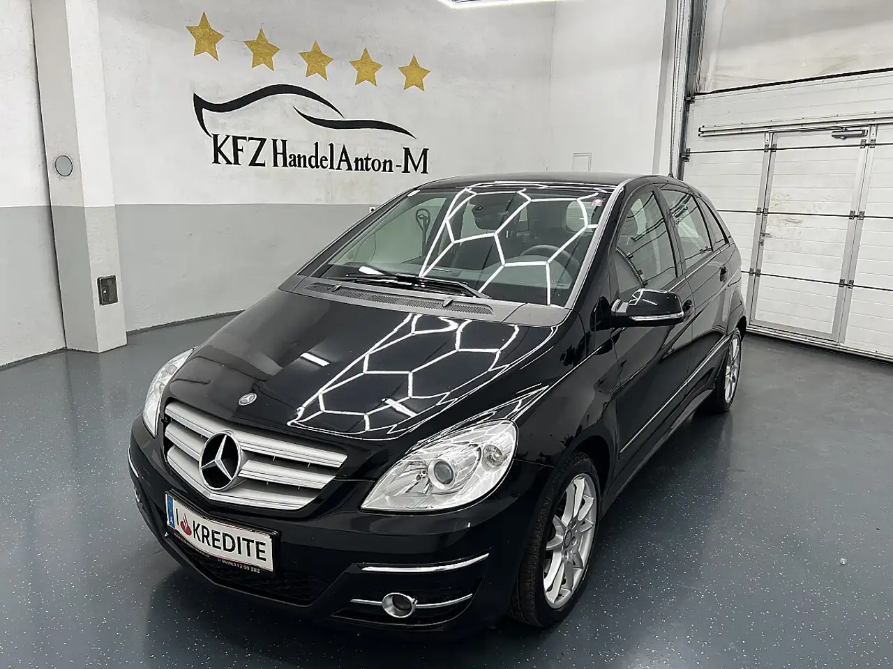 Mercedes-Benz B 200