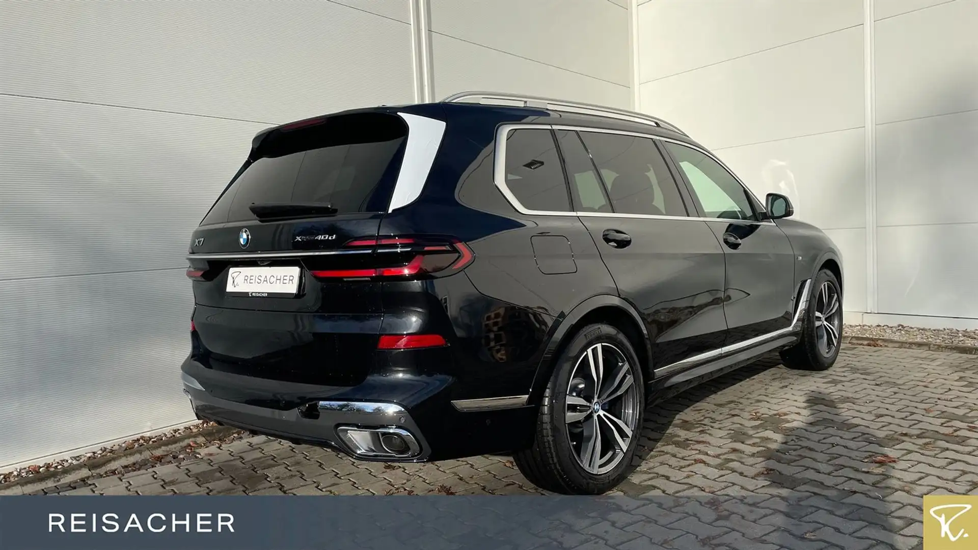 BMW X7 xDrive40d A M-Sport,AHK,DAProf,Leder,Autom Fekete - 2