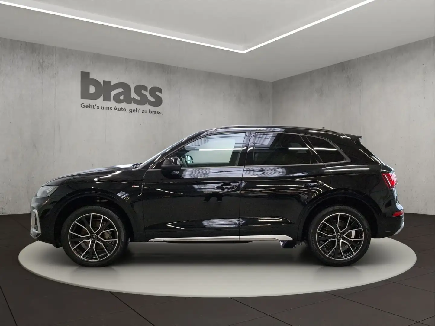 Audi Q5 SUV S line 40 TFSI quattro 150(204) kW(PS) S Schwarz - 2