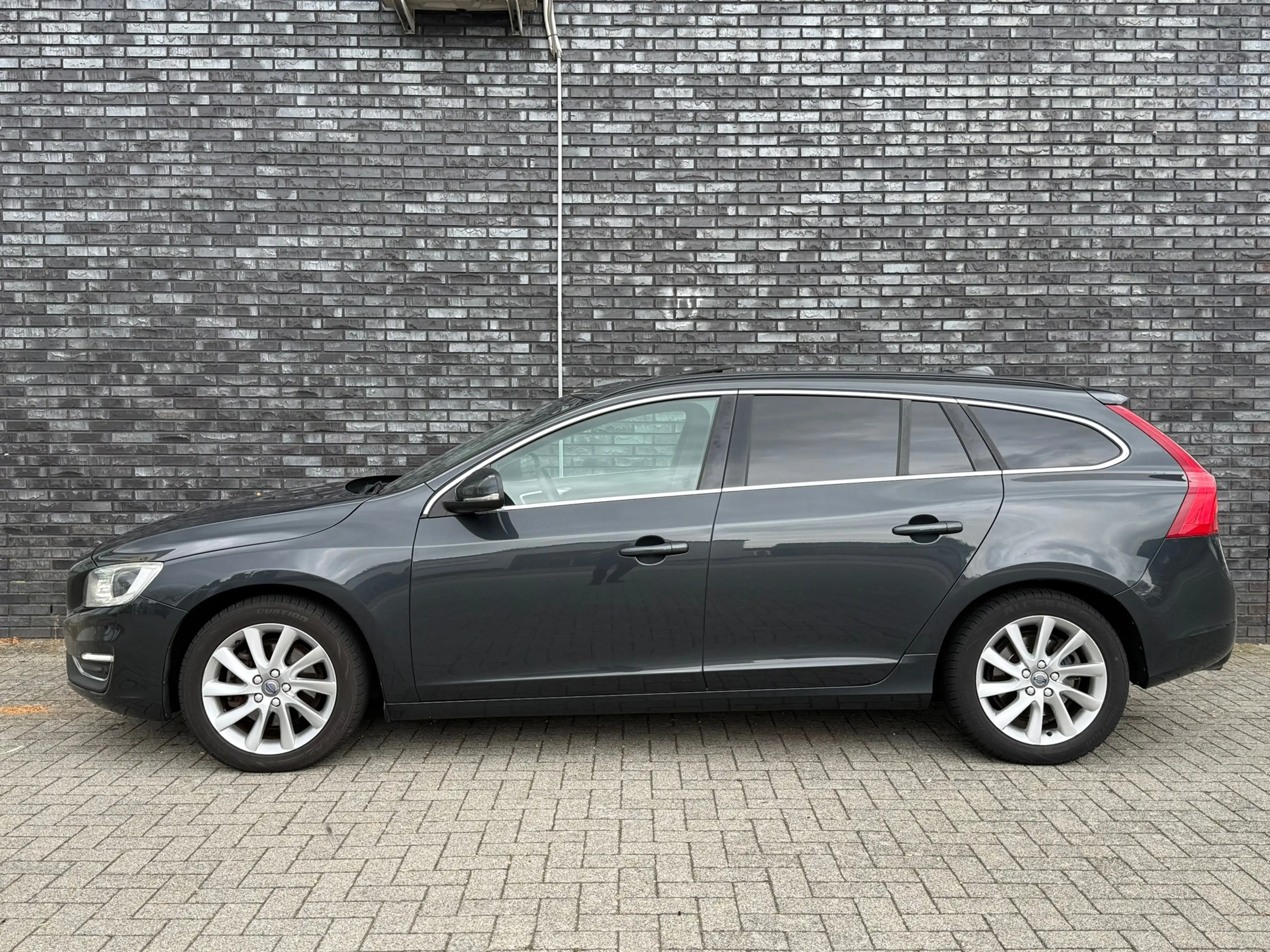 Volvo V60 2.0 D3 Ocean Race Aut|H&K|Pano|Camera|ACC|Elekt St — photo 10