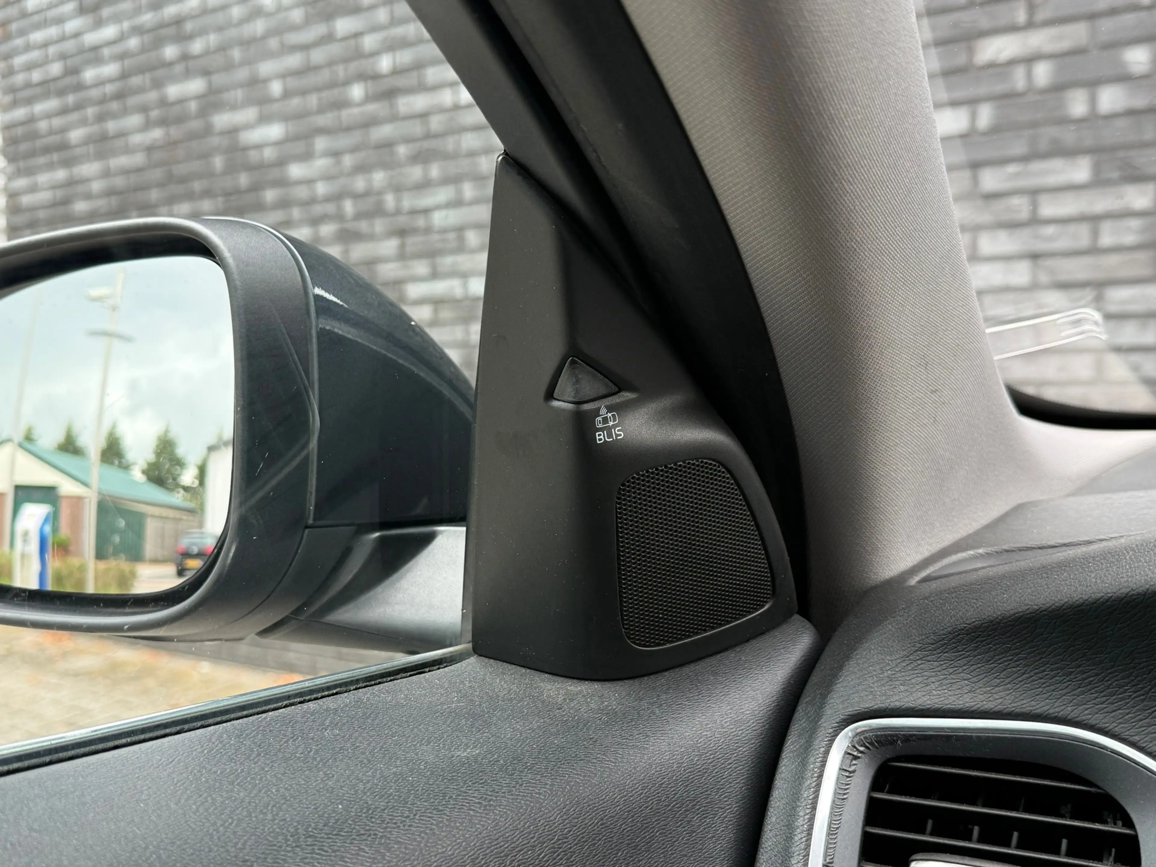Volvo V60 2.0 D3 Ocean Race Aut|H&K|Pano|Camera|ACC|Elekt St — photo 15