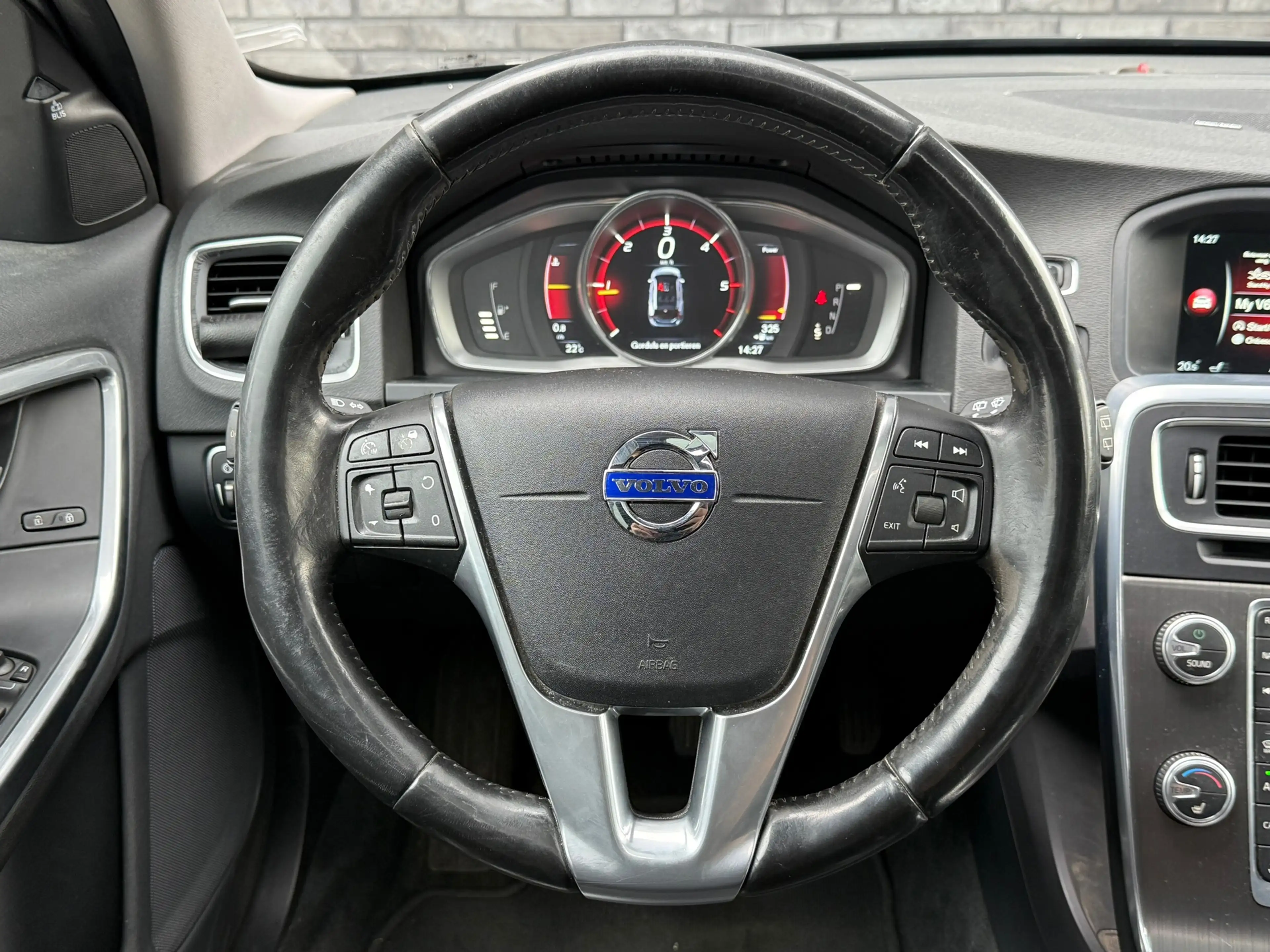 Volvo V60 2.0 D3 Ocean Race Aut|H&K|Pano|Camera|ACC|Elekt St — photo 14