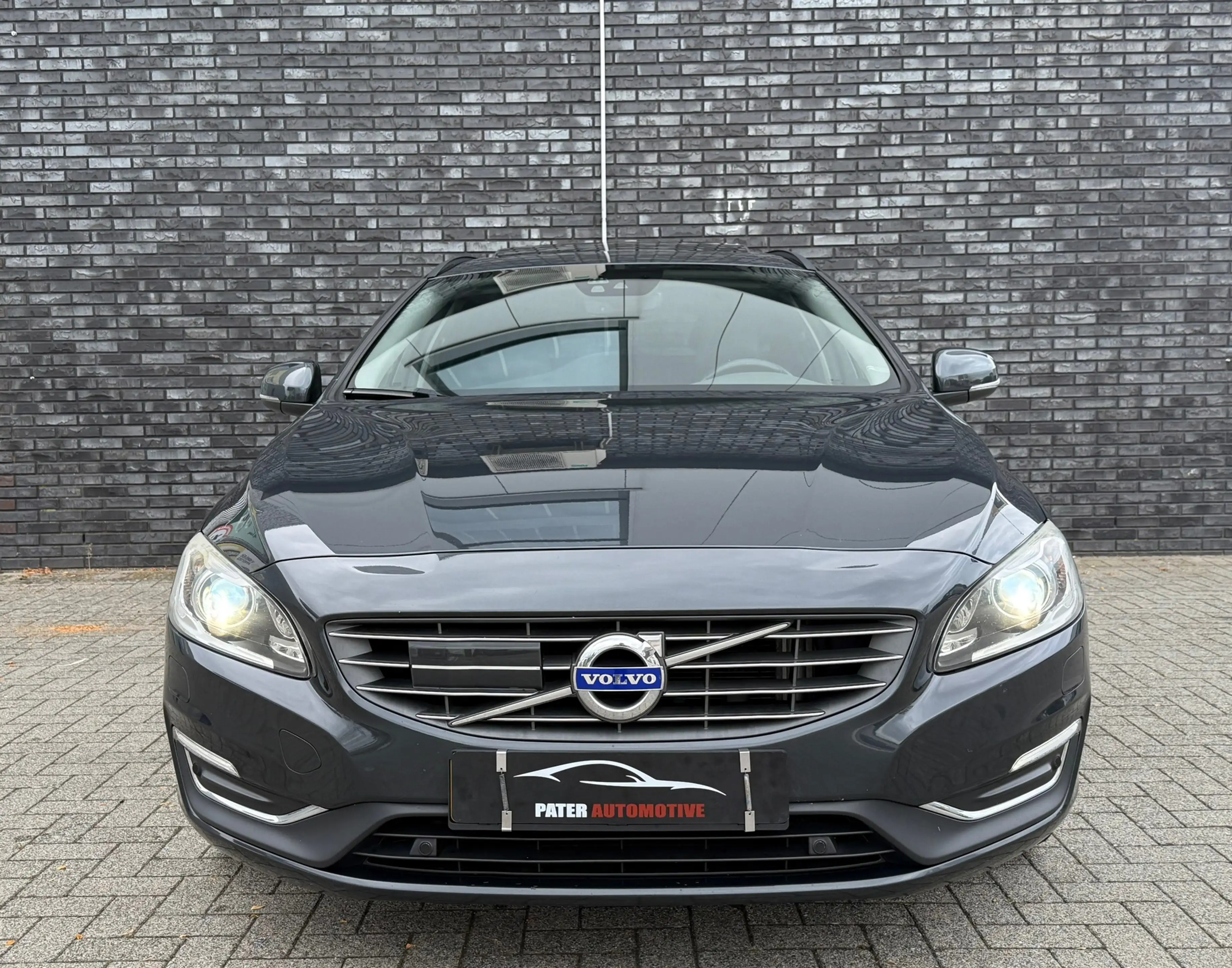 Volvo V60 2.0 D3 Ocean Race Aut|H&K|Pano|Camera|ACC|Elekt St — photo 8