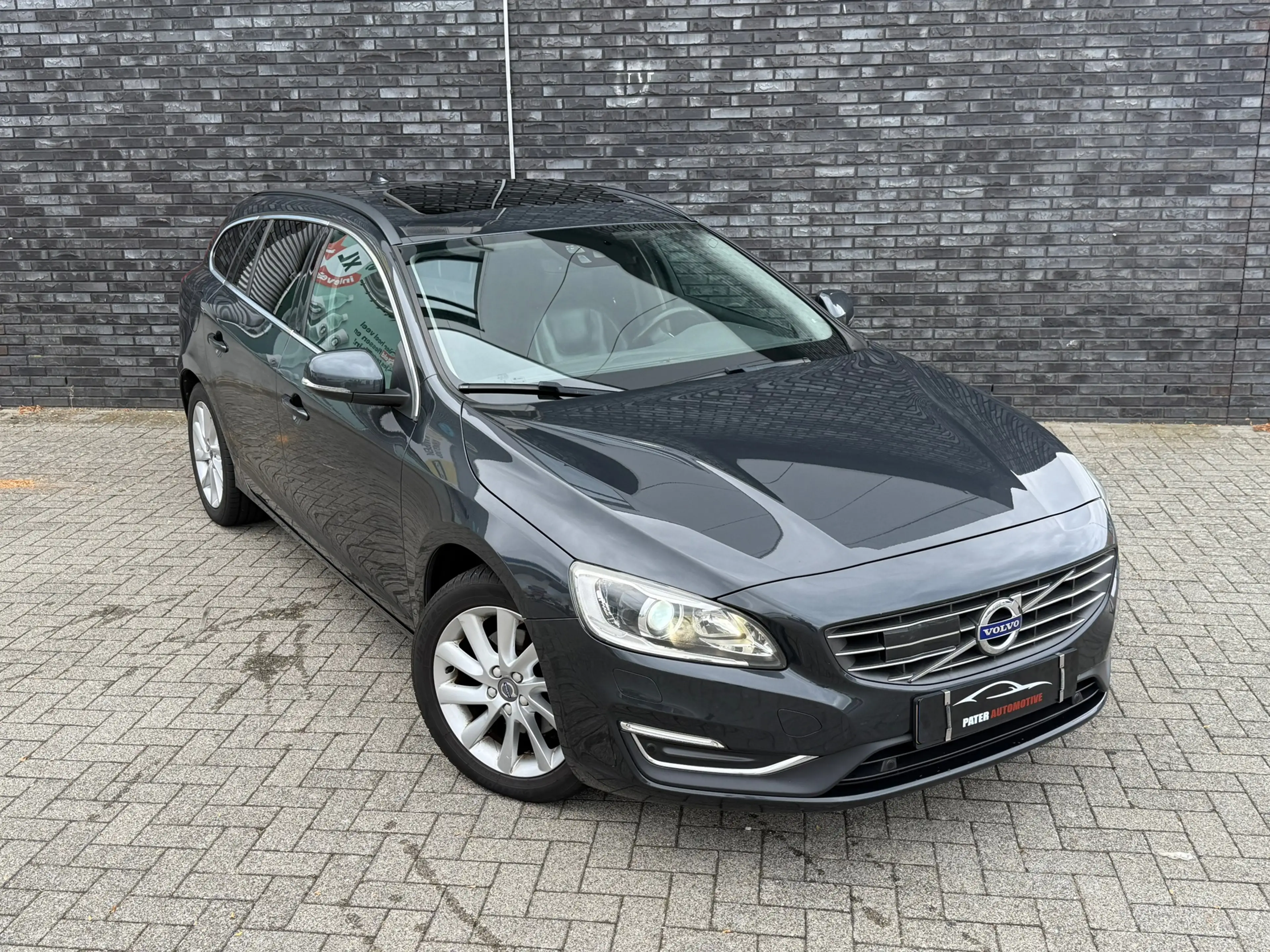 Volvo V60 2.0 D3 Ocean Race Aut|H&K|Pano|Camera|ACC|Elekt St — photo 7