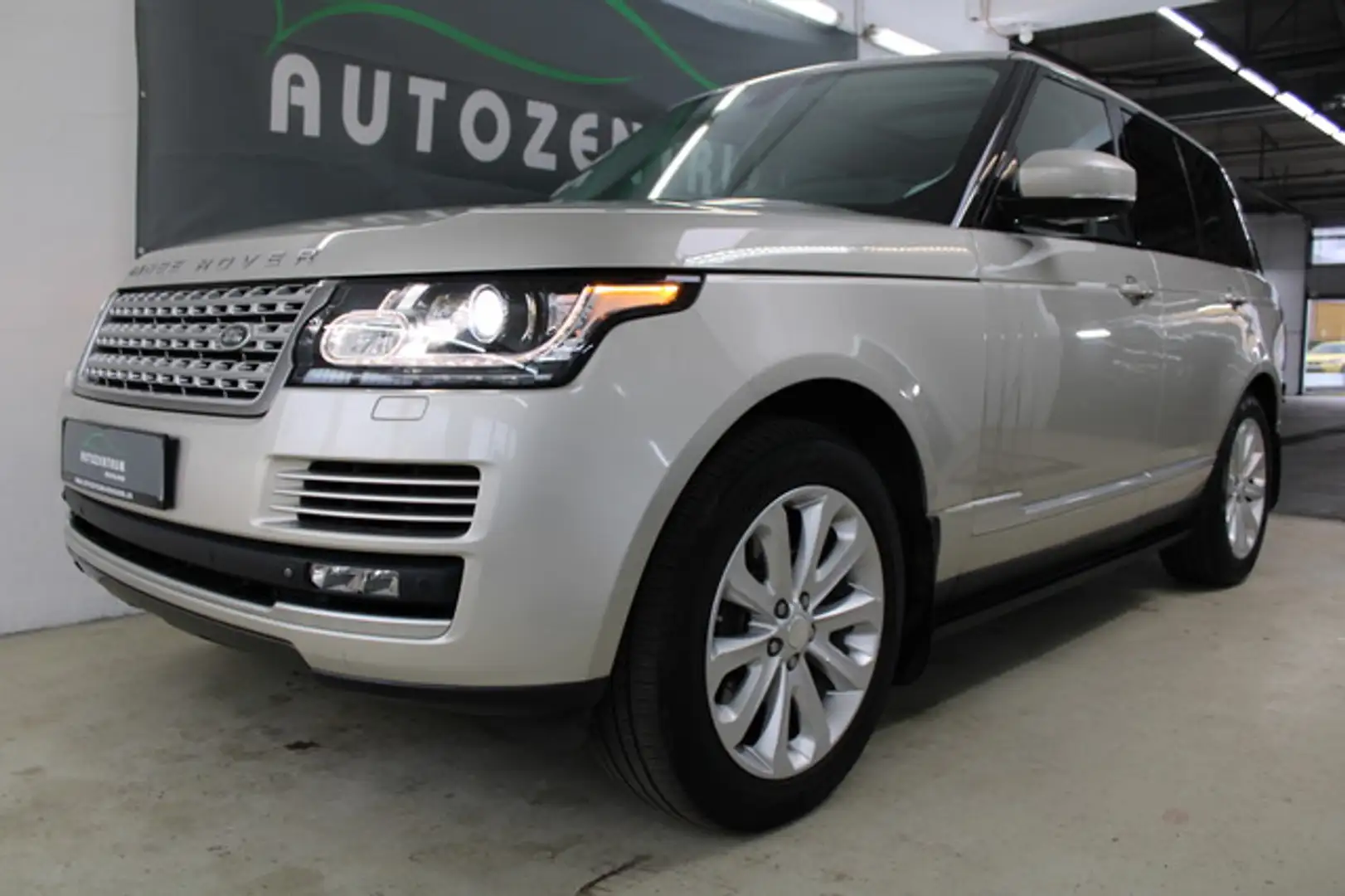 Land Rover Range Rover TDV6 Vogue 1.Hand/Pano/AHK/Scheckhef Silber - 1