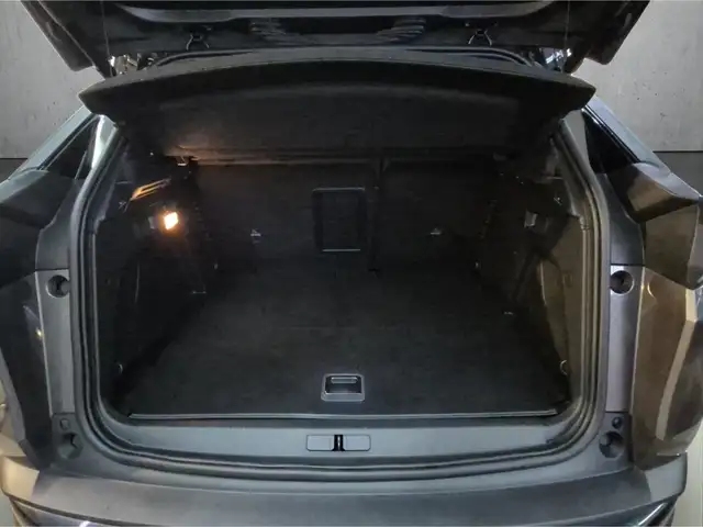 Peugeot 3008 view 7