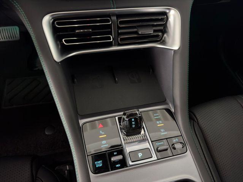 BYD Seal U DM-i Boost /360°/HUD/SHZ/PANO-DA/19Z/ 160 kW (2... — photo 15