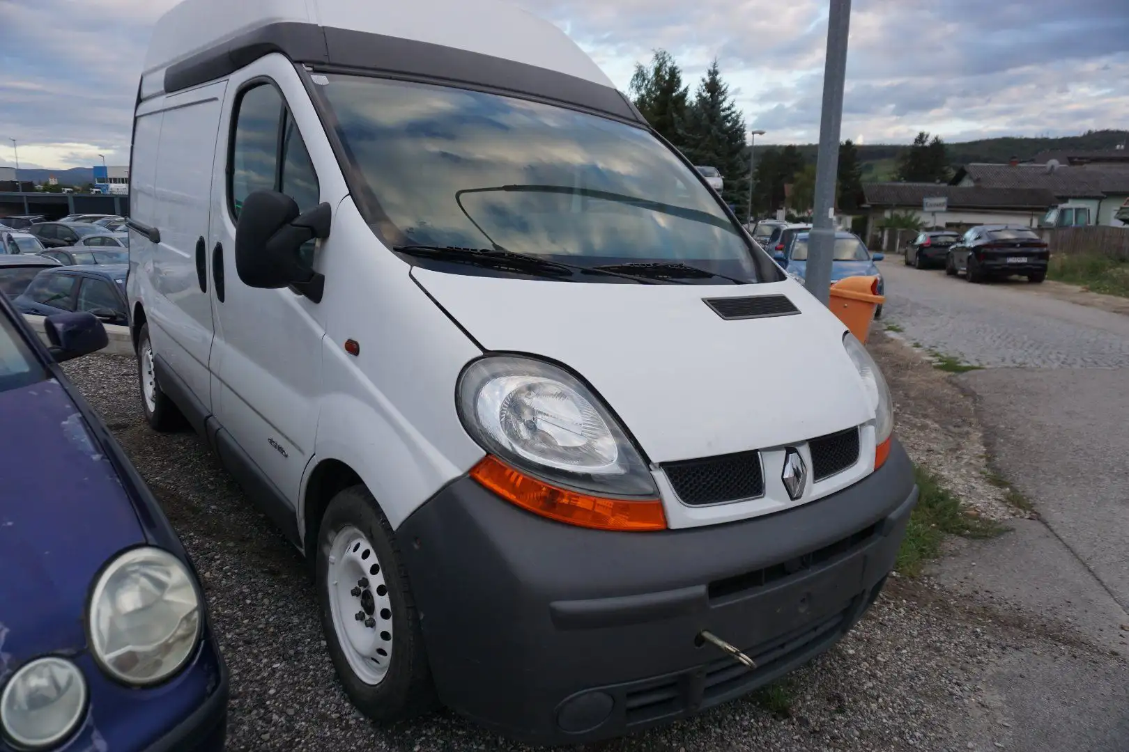 Renault Trafic L1H2 2,9t Weiß - 1