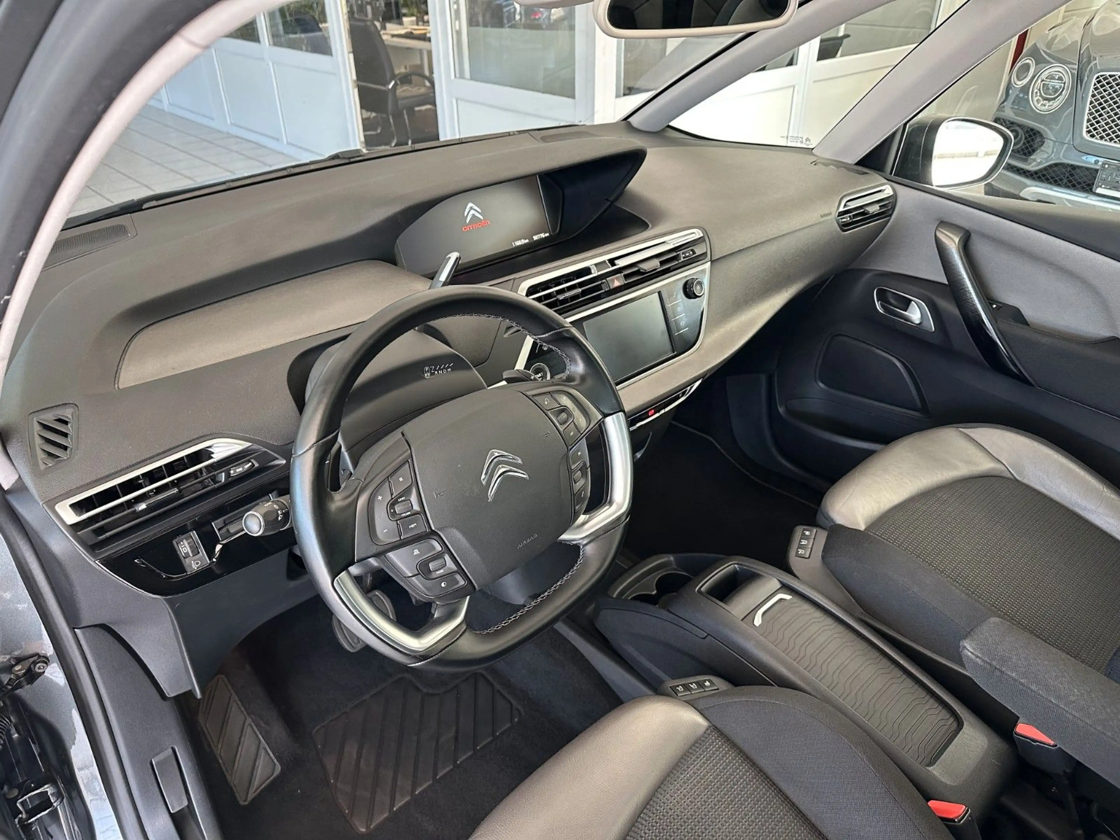 Citroen Grand C4 Picasso /Spacetourer Shine*7-Sitze*NAVI* — photo 9