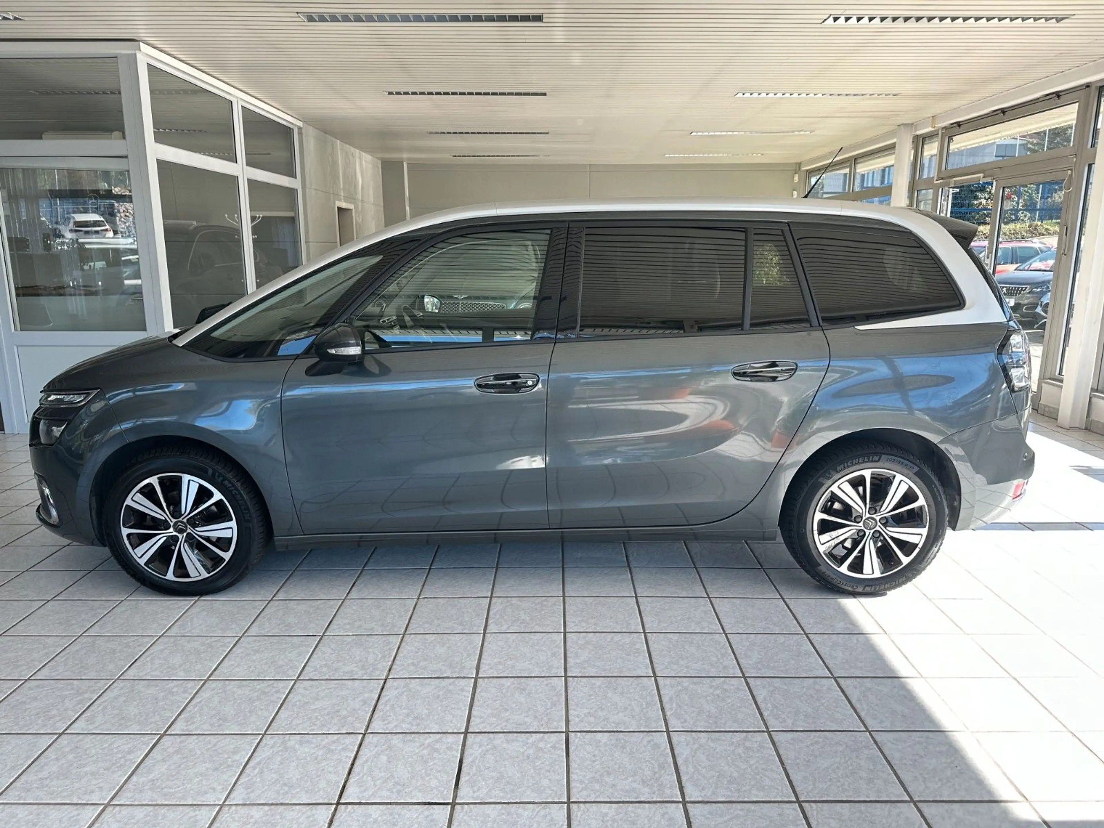 Citroen Grand C4 Picasso /Spacetourer Shine*7-Sitze*NAVI* — photo 8