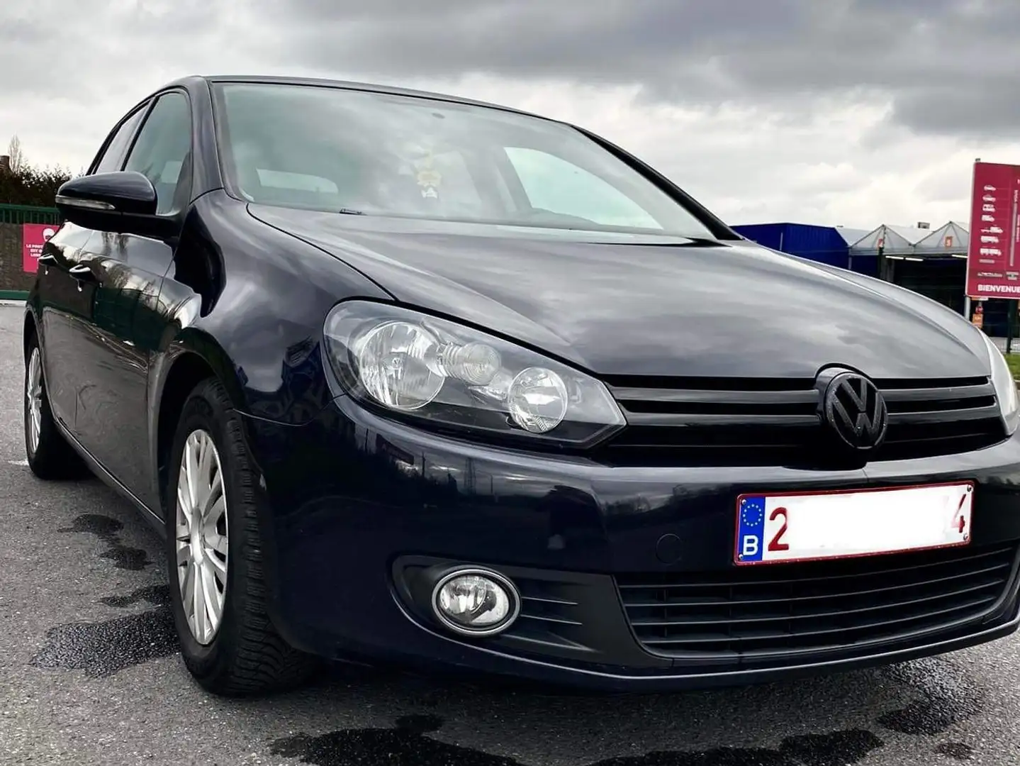 Volkswagen Golf 1.6 CR TDi Highline DPF Noir - 1