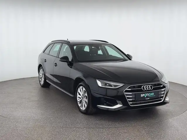 Audi A4 view 3