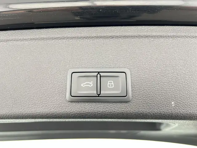 Audi A4 view 19