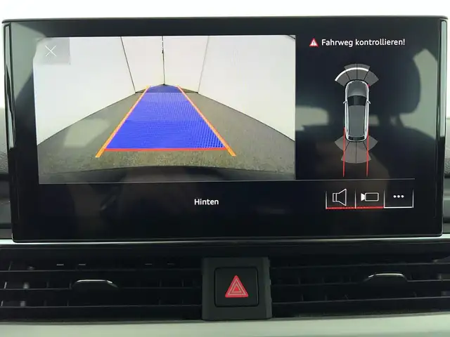 Audi A4 view 9