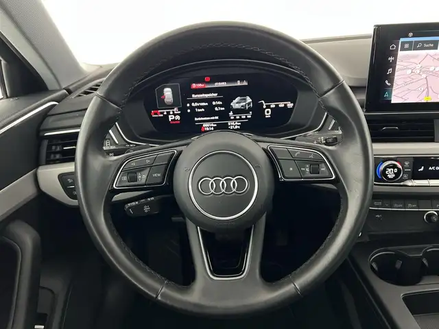 Audi A4 view 15