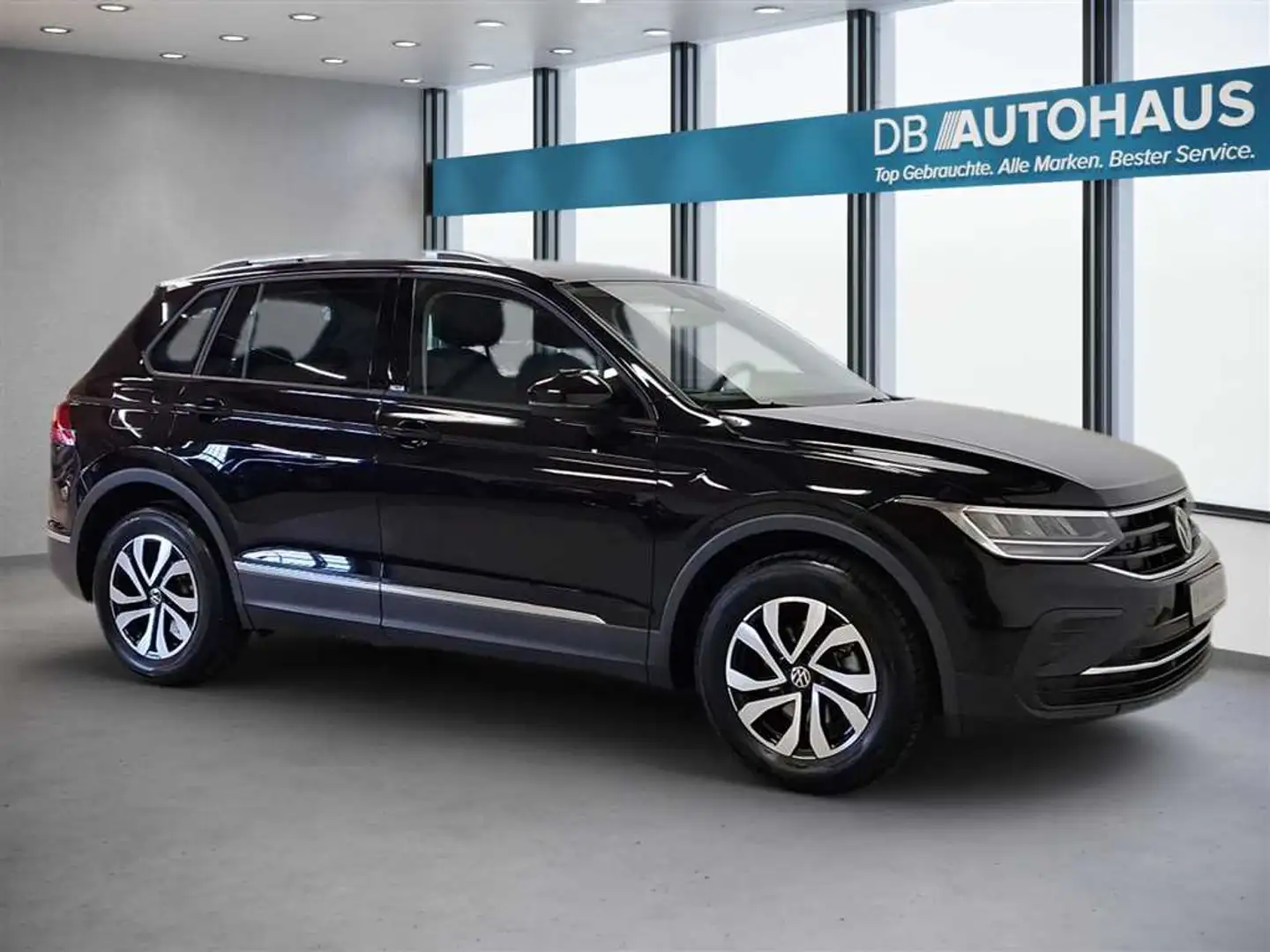 Volkswagen Tiguan Active 1.5 TSI Black - 2