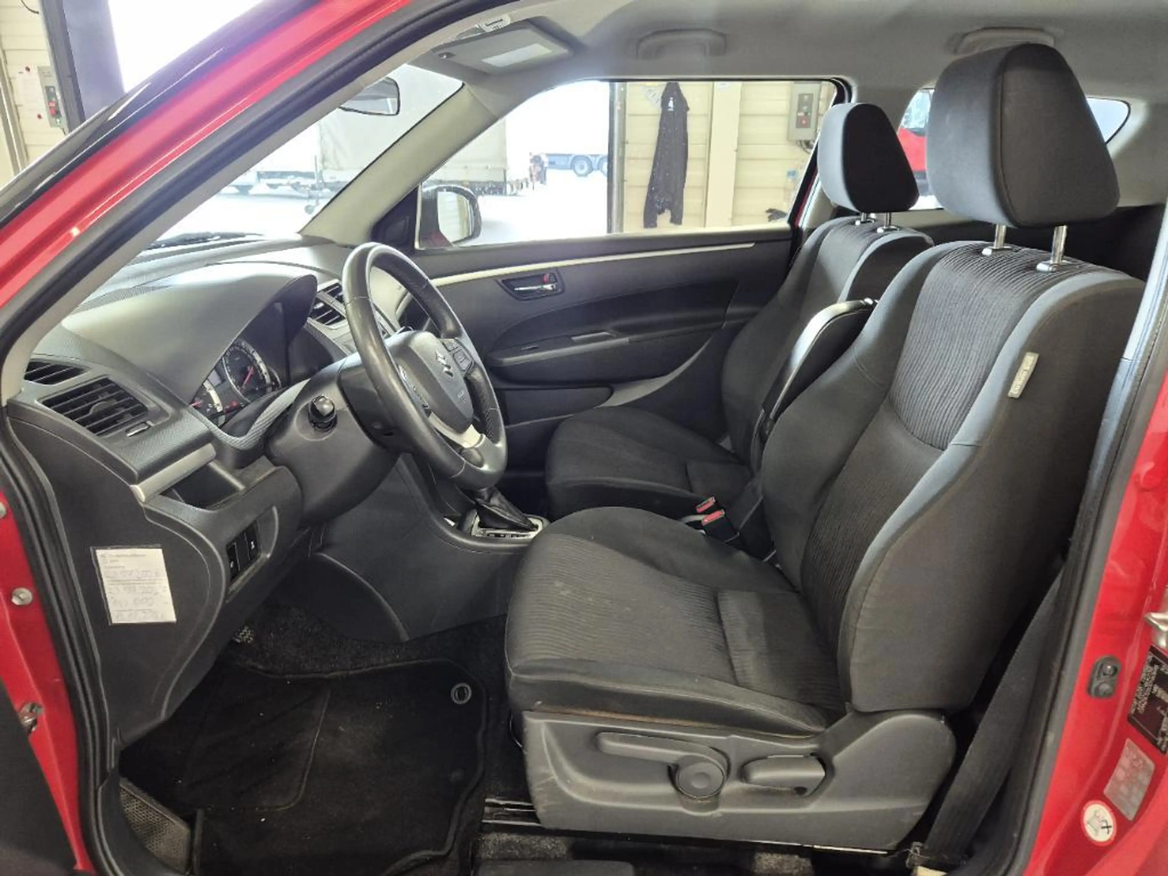 Suzuki Swift 1.2|AUTOMAAT|CRUISE|AIRCO|2XSLEUTELS|BOEKJES — photo 17