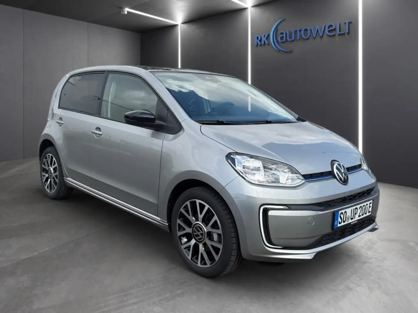 Volkswagen e-up! e-Edition DAB Rückfahrkam. PDC SHZ Silber - 2