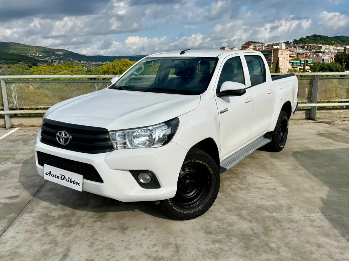 Toyota Hilux Cabina Doble VX Blanc - 2