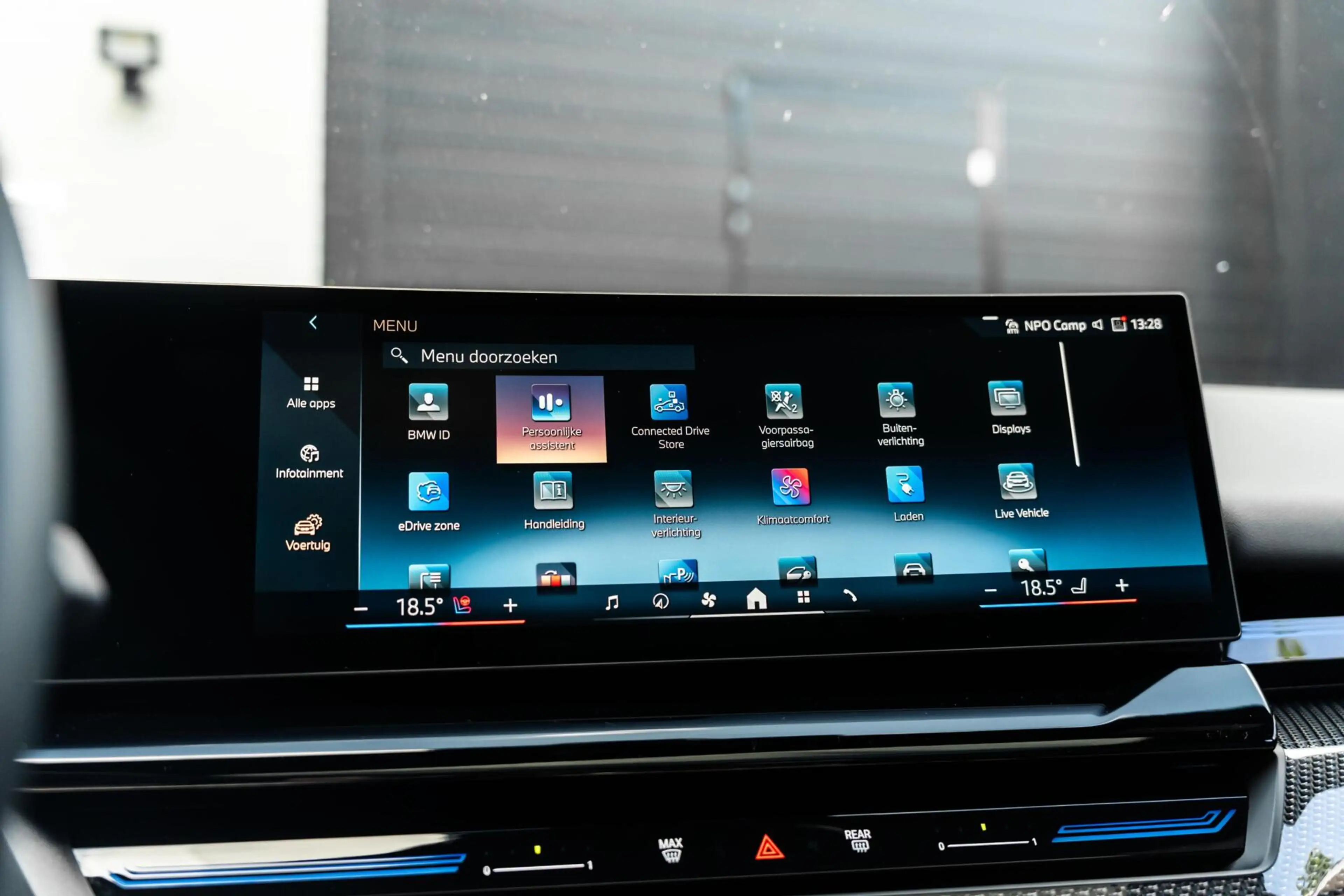 BMW 530 5-serie Touring 530e M Sport PRO 360 H&K HUD Trekh — photo 35